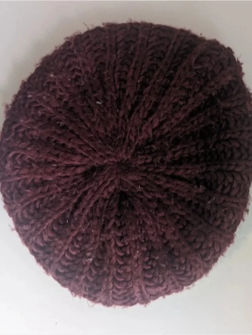 N/A burgundy knitted